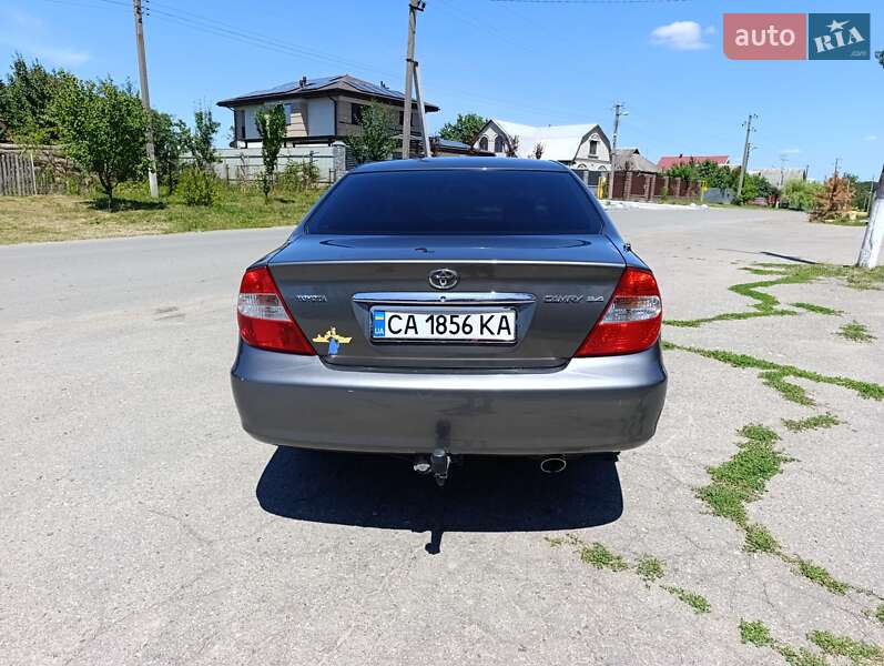 Седан Toyota Camry 2003 в Радехові