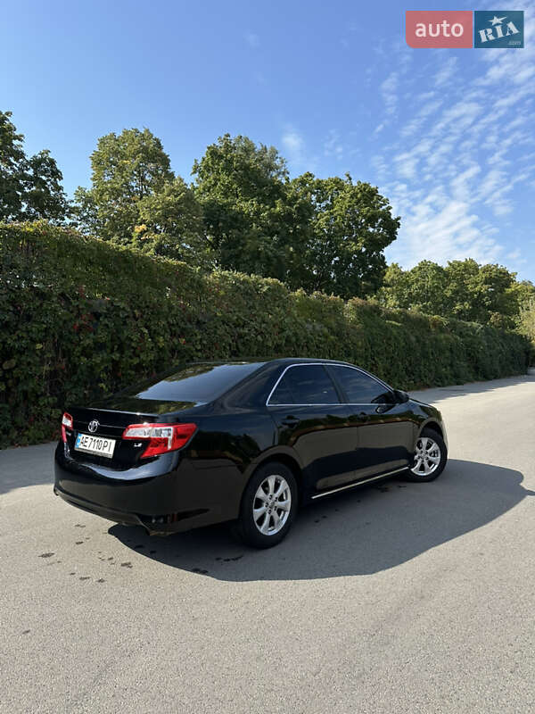 Toyota Camry 2012