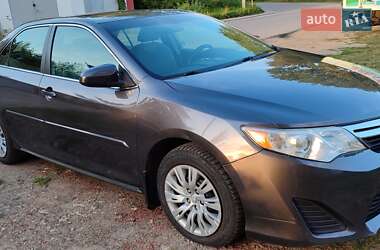 Седан Toyota Camry 2012 в Івано-Франківську