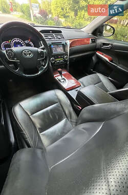 Седан Toyota Camry 2011 в 