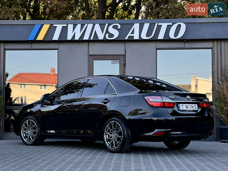 Седан Toyota Camry 2015 в Одессе