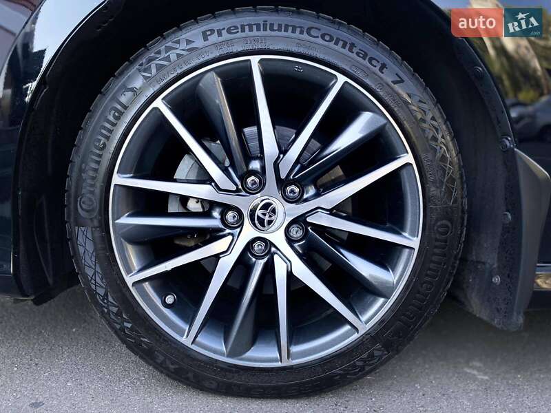 Седан Toyota Camry 2021 в Одессе