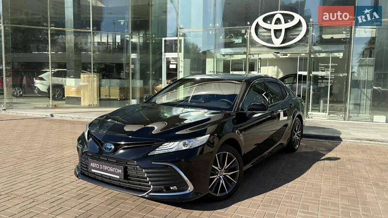 Toyota Camry 2022