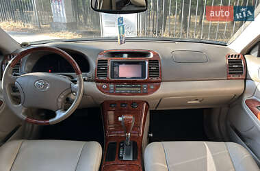 Седан Toyota Camry 2005 в Одессе