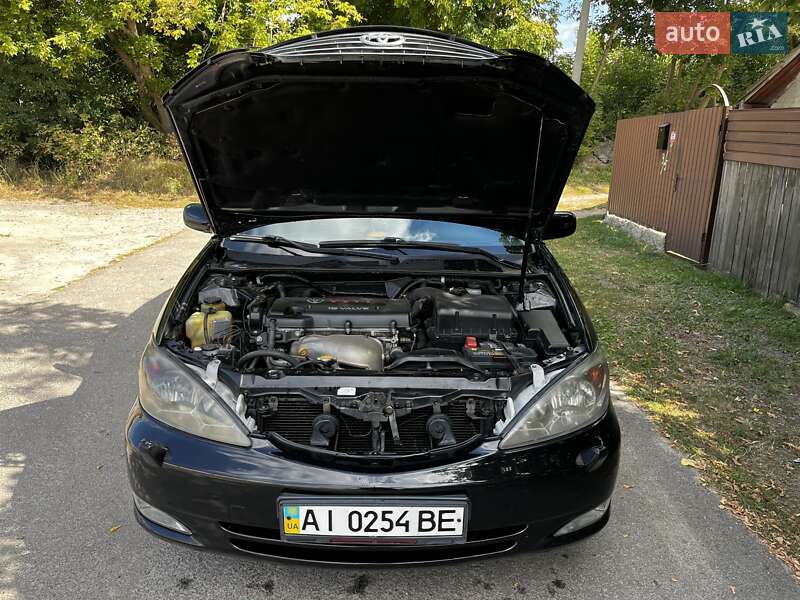 Седан Toyota Camry 2004 в Василькові