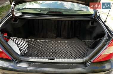 Седан Toyota Camry 2004 в  фото 16 Седан Toyota Camry 2004 в