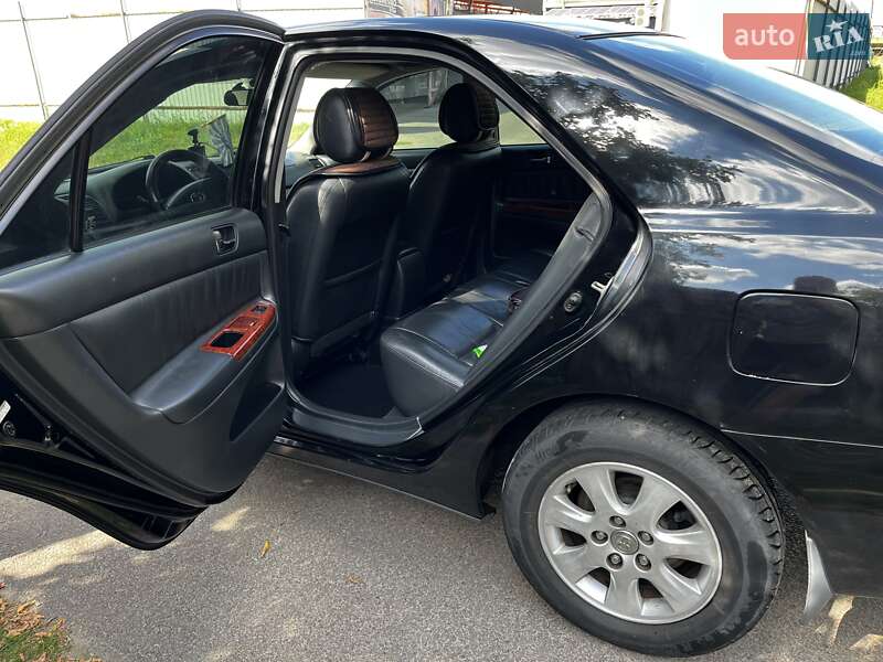 Седан Toyota Camry 2004 в Василькові