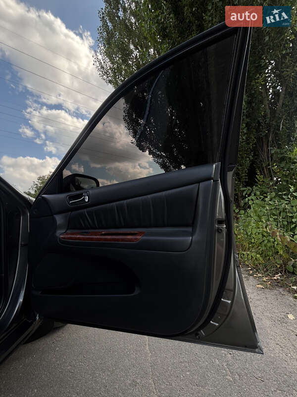 Седан Toyota Camry 2003 в Калинівці