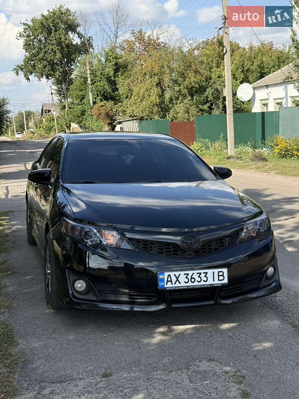 Седан Toyota Camry 2012 в Змиеве фото 4 Седан Toyota Camry 2012 в Змиеве