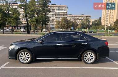Седан Toyota Camry 2012 в 