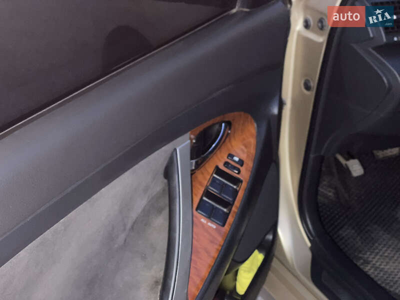 Седан Toyota Camry 2009 в Самборі