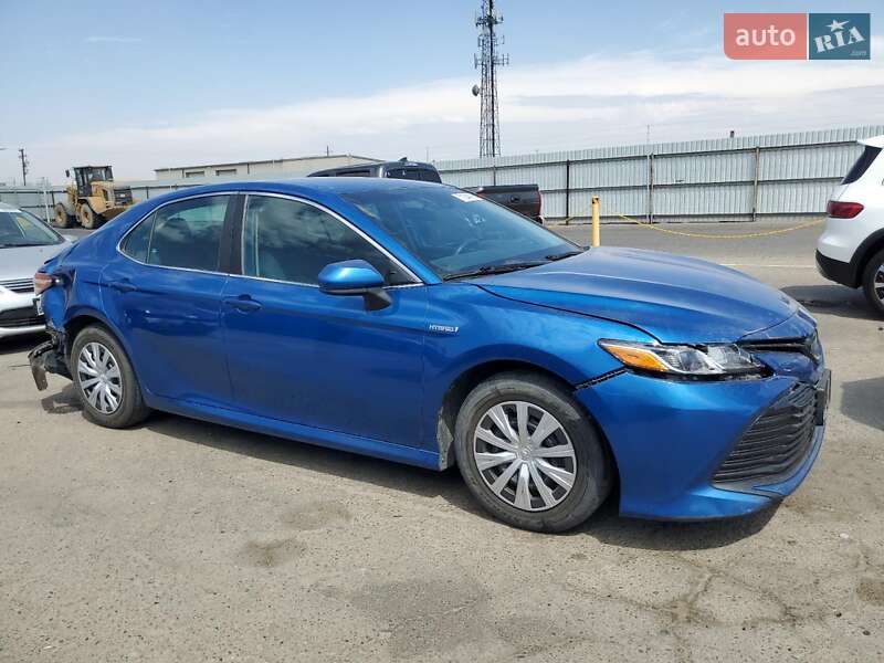 Toyota Camry 2020