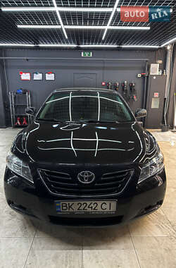 Седан Toyota Camry 2008 в Києві