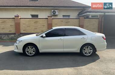 Седан Toyota Camry 2015 в 