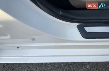 Седан Toyota Camry 2015 в 