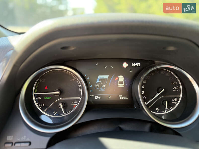 Седан Toyota Camry 2021 в Тернополе