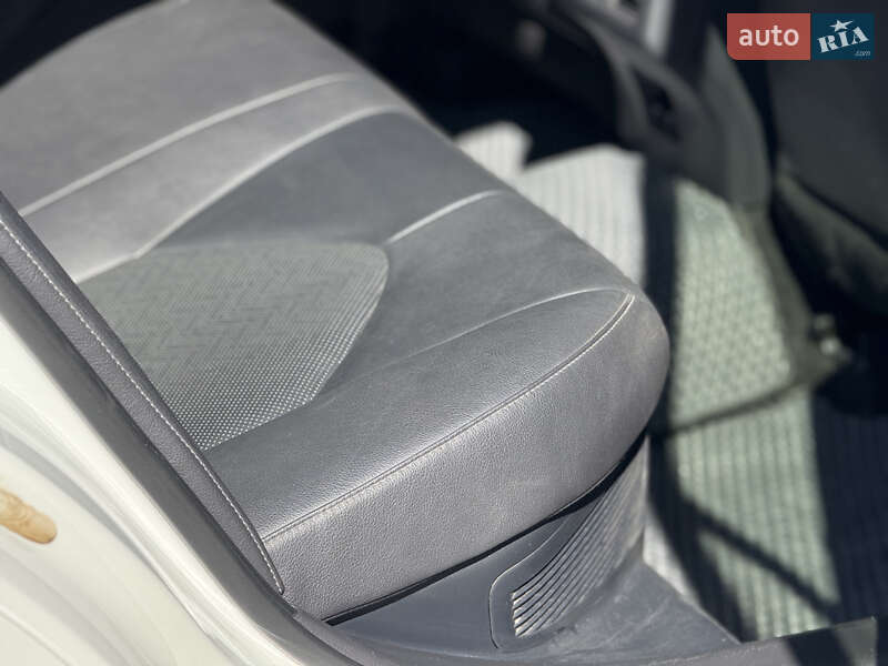 Седан Toyota Camry 2021 в Тернополе