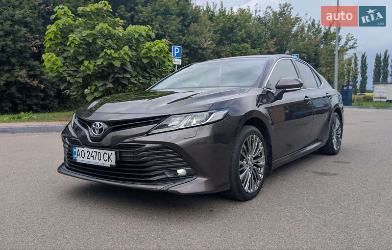 Toyota Camry 2018