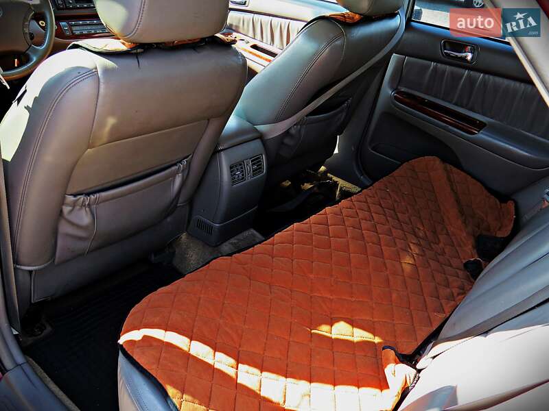 Седан Toyota Camry 2004 в Черкасах