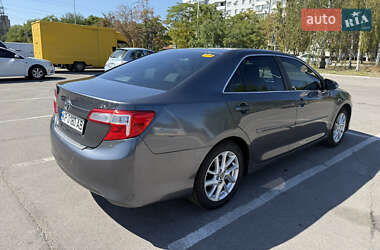 Седан Toyota Camry 2012 в  фото 7 Седан Toyota Camry 2012 в