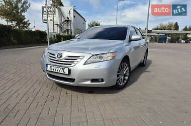Седан Toyota Camry 2007 в Києві