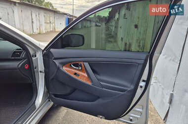 Седан Toyota Camry 2007 в 
