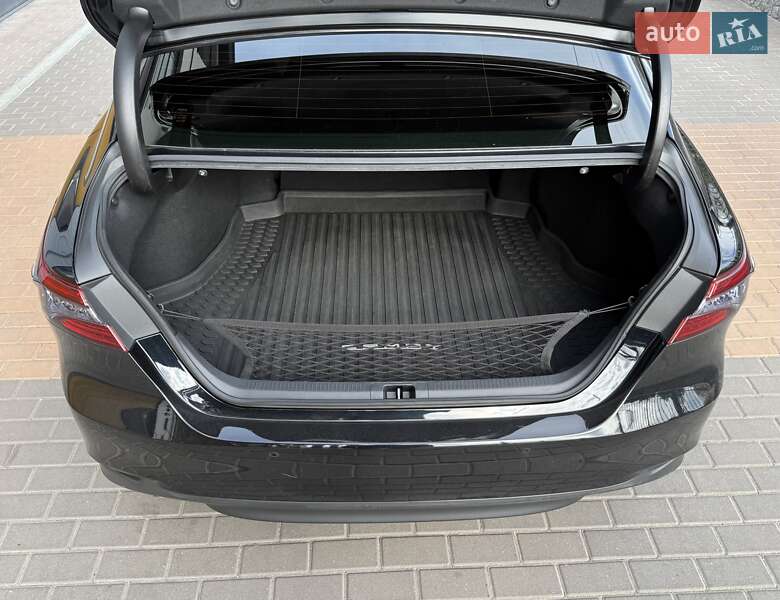 Седан Toyota Camry 2020 в Белой Церкви