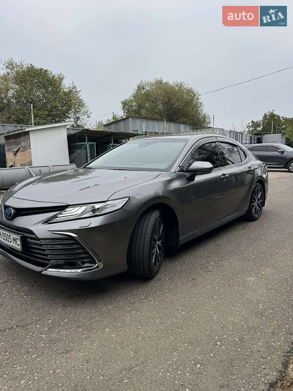 Седан Toyota Camry 2022 в Одессе