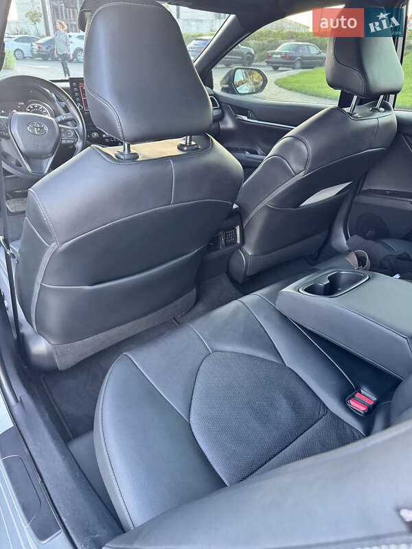 Седан Toyota Camry 2021 в Днепре фото 39 Седан Toyota Camry 2021 в Днепре