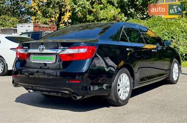 Седан Toyota Camry 2012 в 