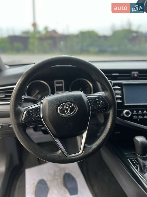 Седан Toyota Camry 2018 в Киеве фото 49 Седан Toyota Camry 2018 в Киеве