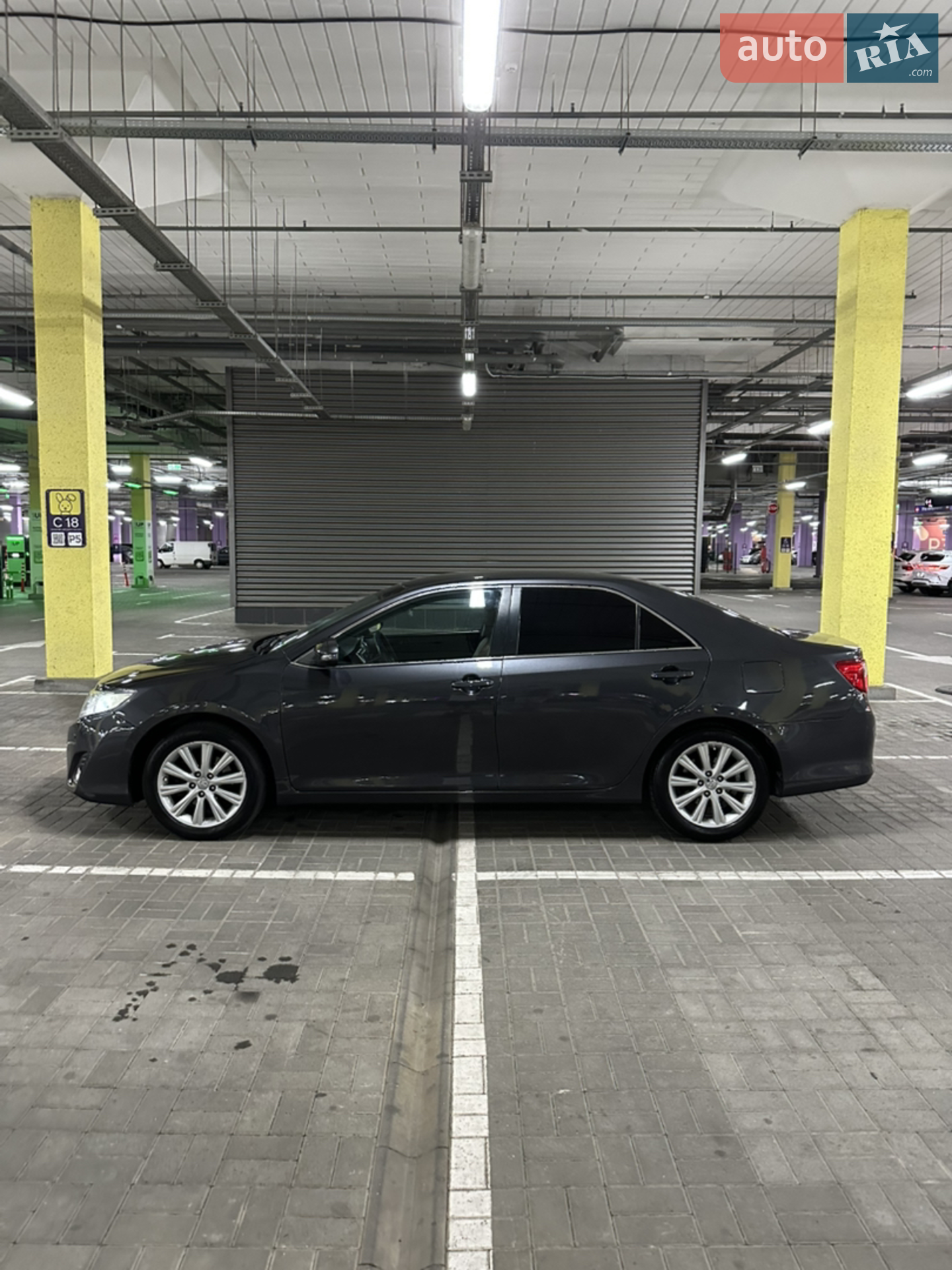 2015 Toyota Camry - мініатюра 8