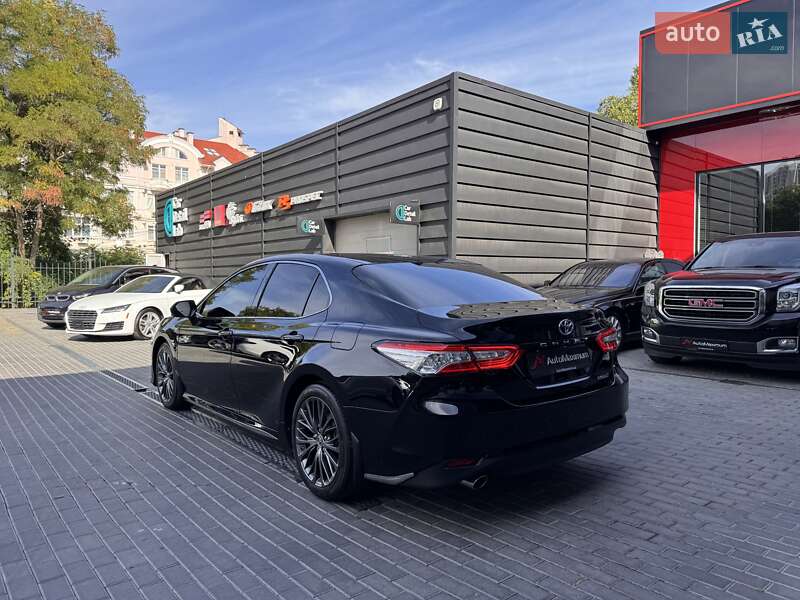 Седан Toyota Camry 2020 в Одесі