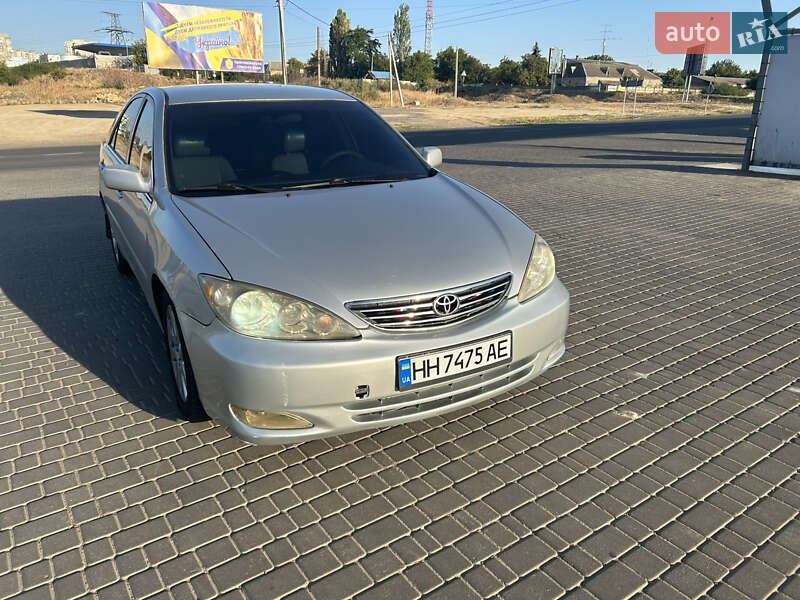 Седан Toyota Camry 2004 в Одесі