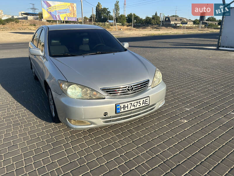 Седан Toyota Camry 2004 в Одесі