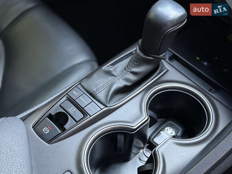 Седан Toyota Camry 2022 в Броварах фото 24 Седан Toyota Camry 2022 в Броварах