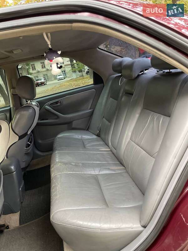 Седан Toyota Camry 1996 в Одесі