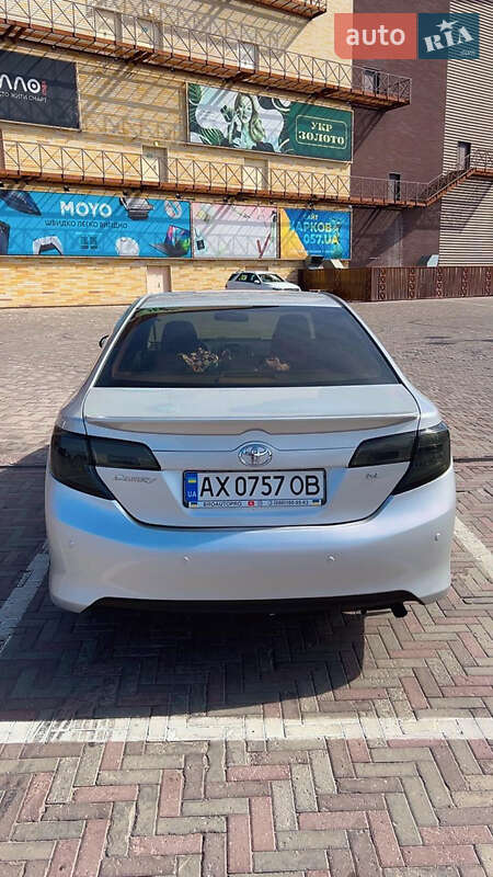 Седан Toyota Camry 2013 в Новой Водолаге