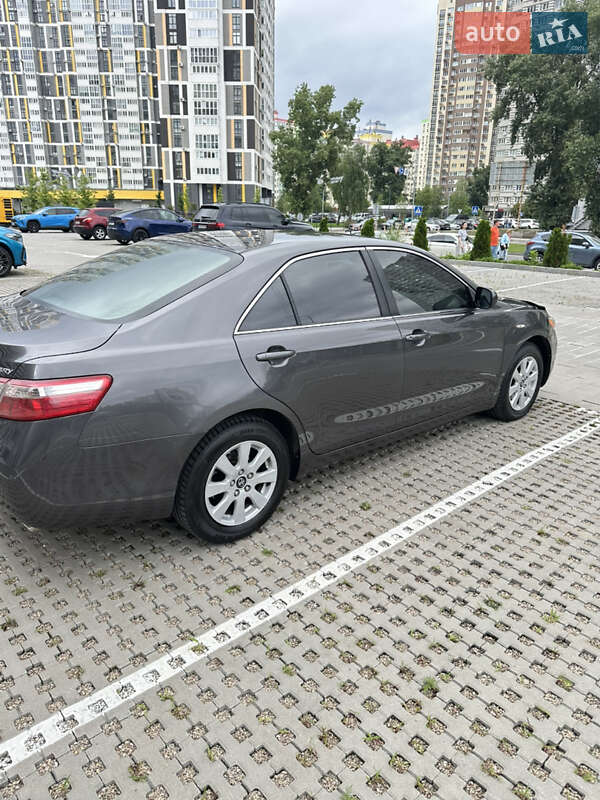 Седан Toyota Camry 2007 в Киеве