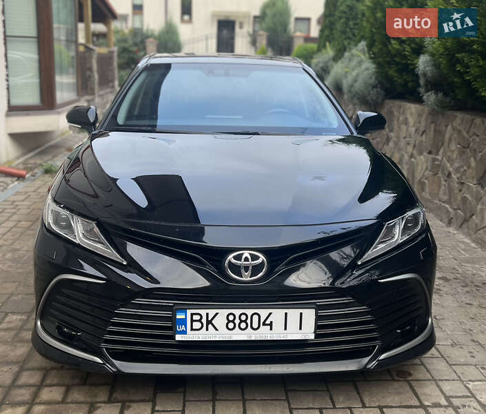 Седан Toyota Camry 2021 в Ровно фото 2 Седан Toyota Camry 2021 в Ровно