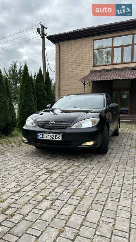 Седан Toyota Camry 2003 в Чернигове
