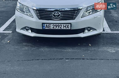 Седан Toyota Camry 2012 в Києві