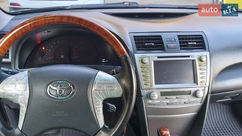 Седан Toyota Camry 2011 в Миколаєві