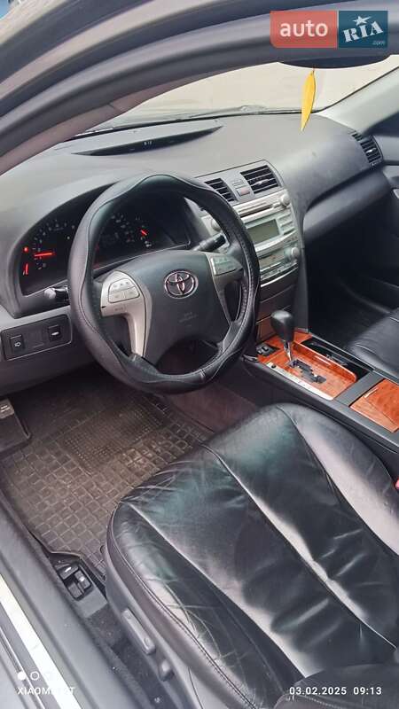 Седан Toyota Camry 2008 в Києві