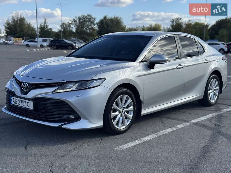 Toyota Camry 2020