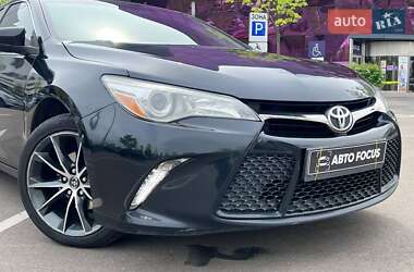 Седан Toyota Camry 2015 в 