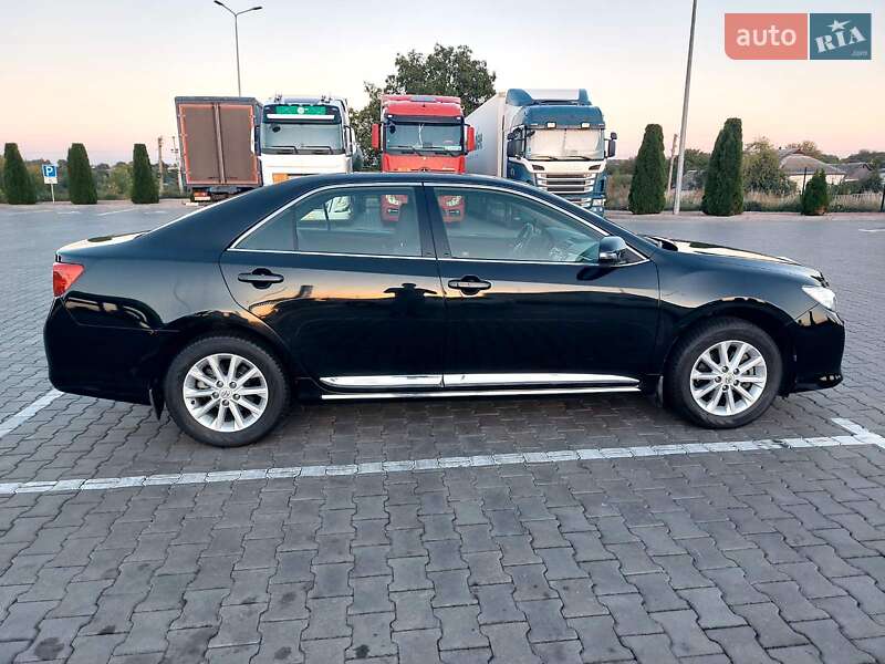 Седан Toyota Camry 2012 в Киеве фото 2 Седан Toyota Camry 2012 в Киеве