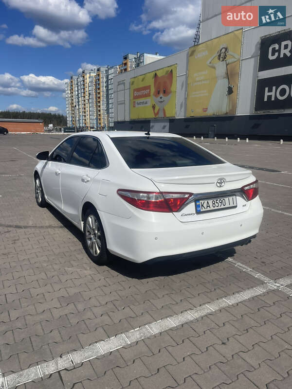 Седан Toyota Camry 2015 в Киеве фото 6 Седан Toyota Camry 2015 в Киеве
