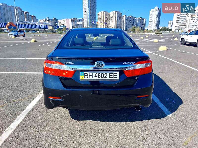 Седан Toyota Camry 2012 в Киеве фото 9 Седан Toyota Camry 2012 в Киеве