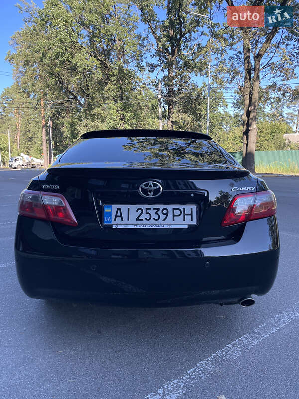 Седан Toyota Camry 2011 в Бучі